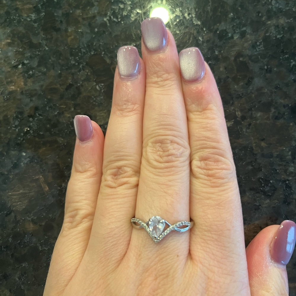 Elegant Silver Women's Ring